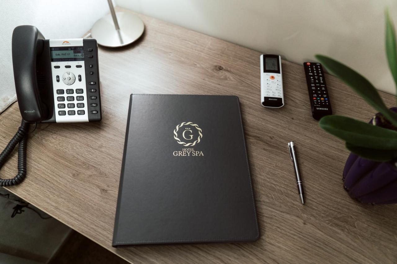 Hotel Grey Spa 스클라르스카포렘바 외부 사진