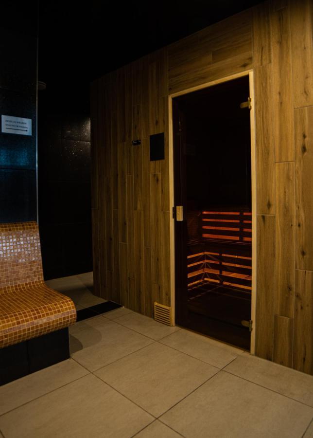 Hotel Grey Spa 스클라르스카포렘바 외부 사진